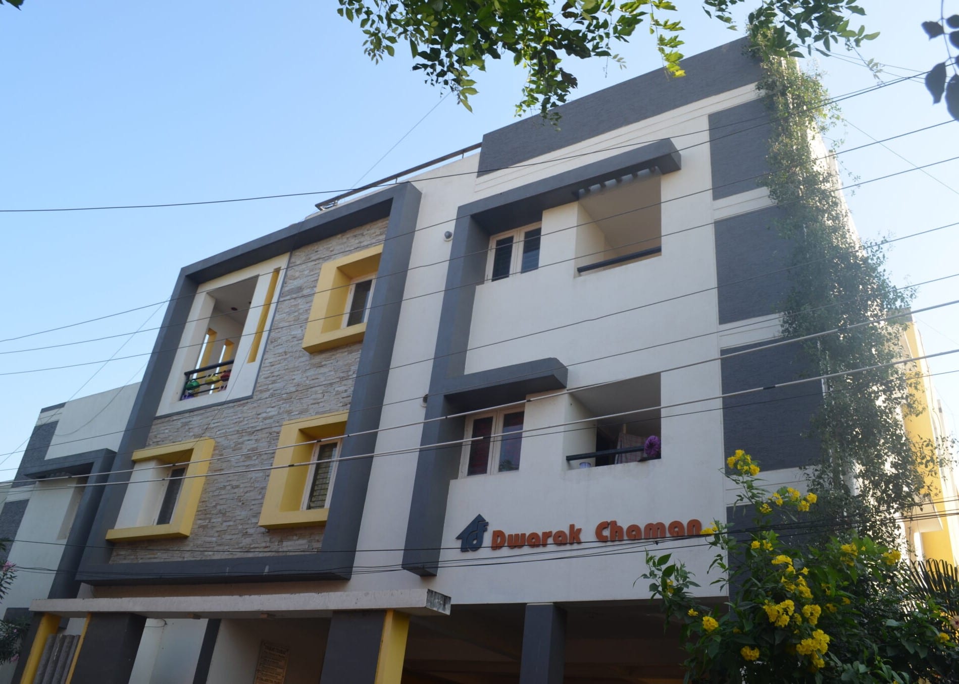 Side view of Dwarak Chaman