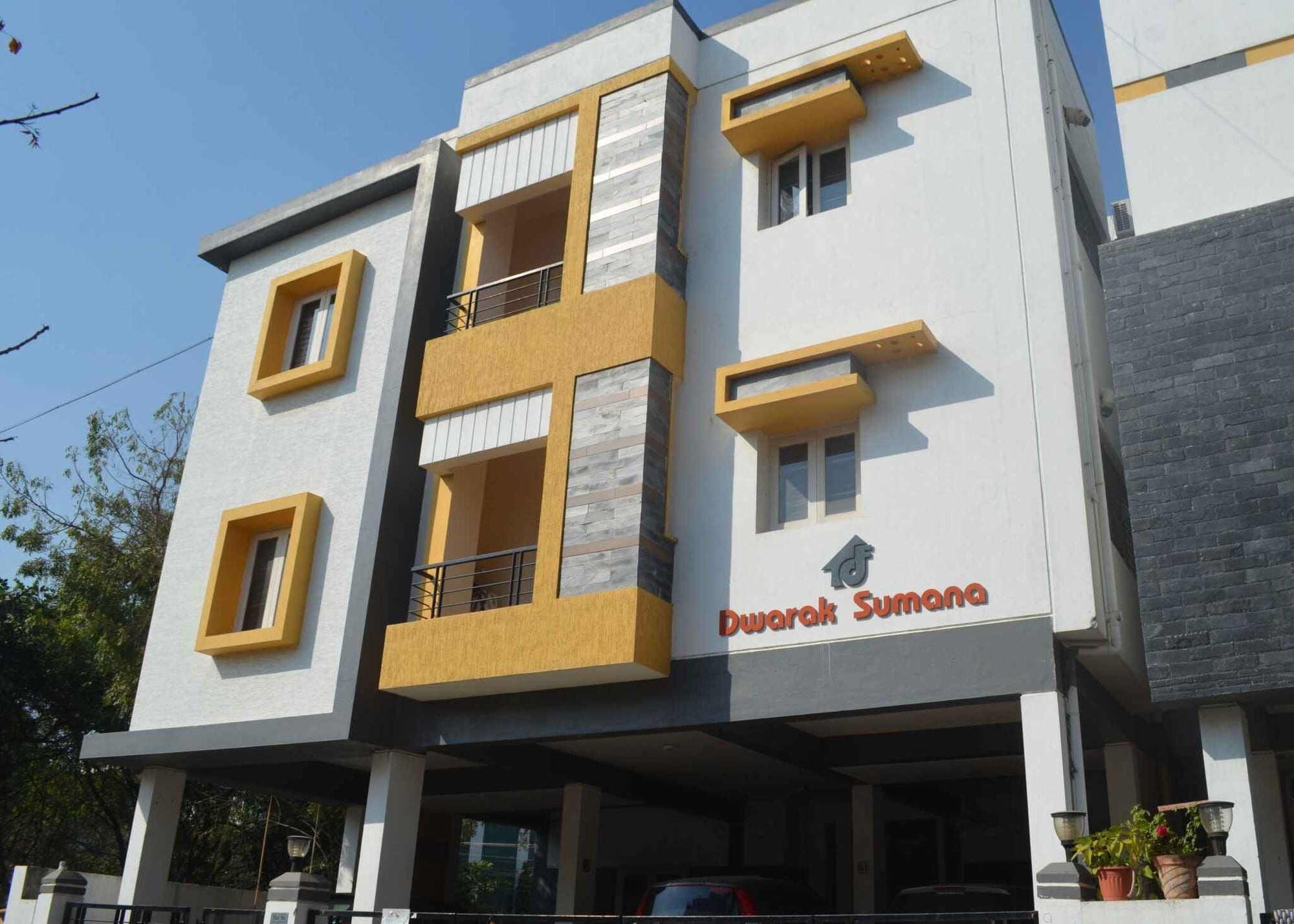 Side elevation of Dwarak Sumana